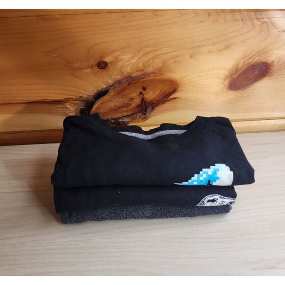 3 Kids Old Navy T-shirt Lot of 3 Tee-Shirts Kids Size Small 6/7 - Picture 1 of 11